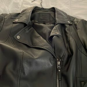 COPY - Ladies Max Studio 1X Black Faux Leather “Motorcycle Jacket”